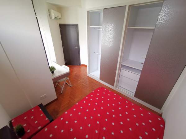 room-for-rent-d7lfyetvuy68796 (1)
