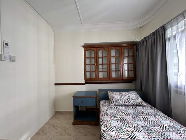 room-for-rent-obpcthld3i20732