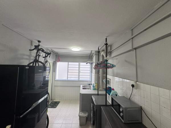 room-for-rent-whufzoqqlb34016