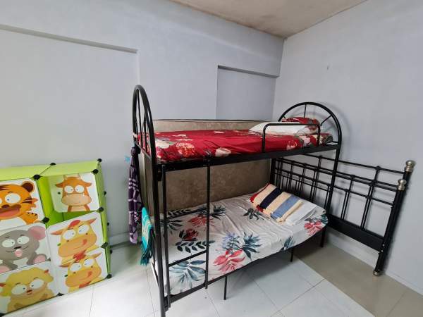 room-for-rent-zpw6vhmleh19412